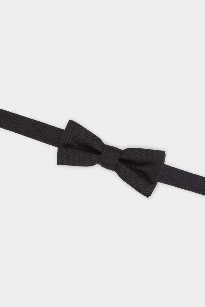 D2 Classic Bow Tie D2 Classic Bow Tie