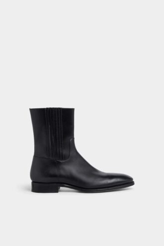 D2 Classic Flat Ankle Boot