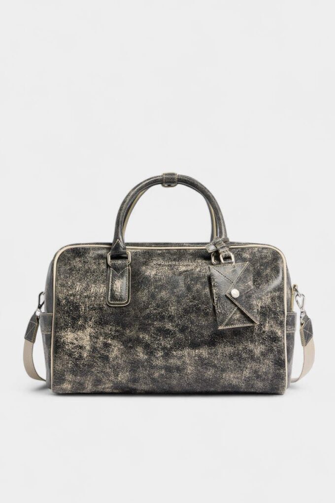 D2 Craked Leather Duffle D2 Craked Leather Duffle