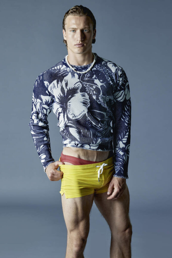 Dancing Flowers Pullover Dancing Flowers Pullover