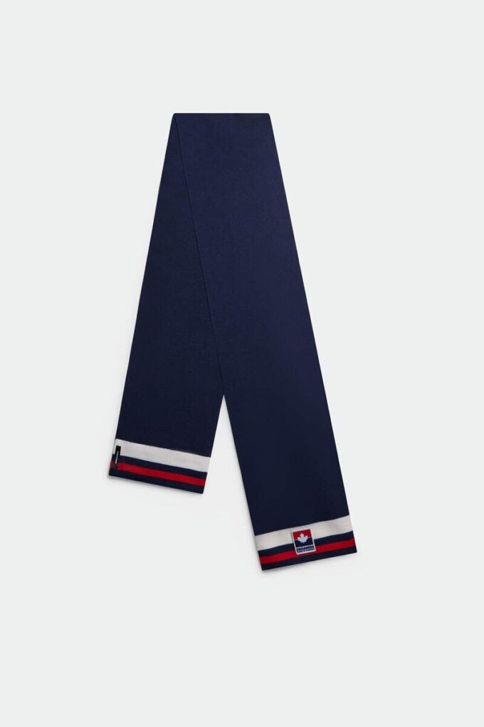 Dsquared2 Maple Leaf Knitted Scarf Dsquared2 Maple Leaf Knitted Scarf