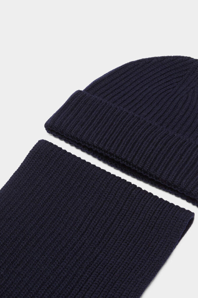 Scarf & Hat Warmy Knit Set Scarf & Hat Warmy Knit Set